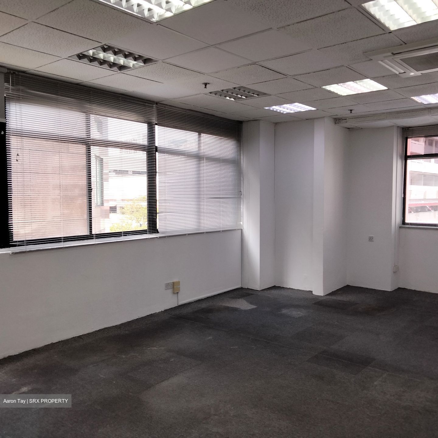 Sky Line Building (D7), Office #551777231